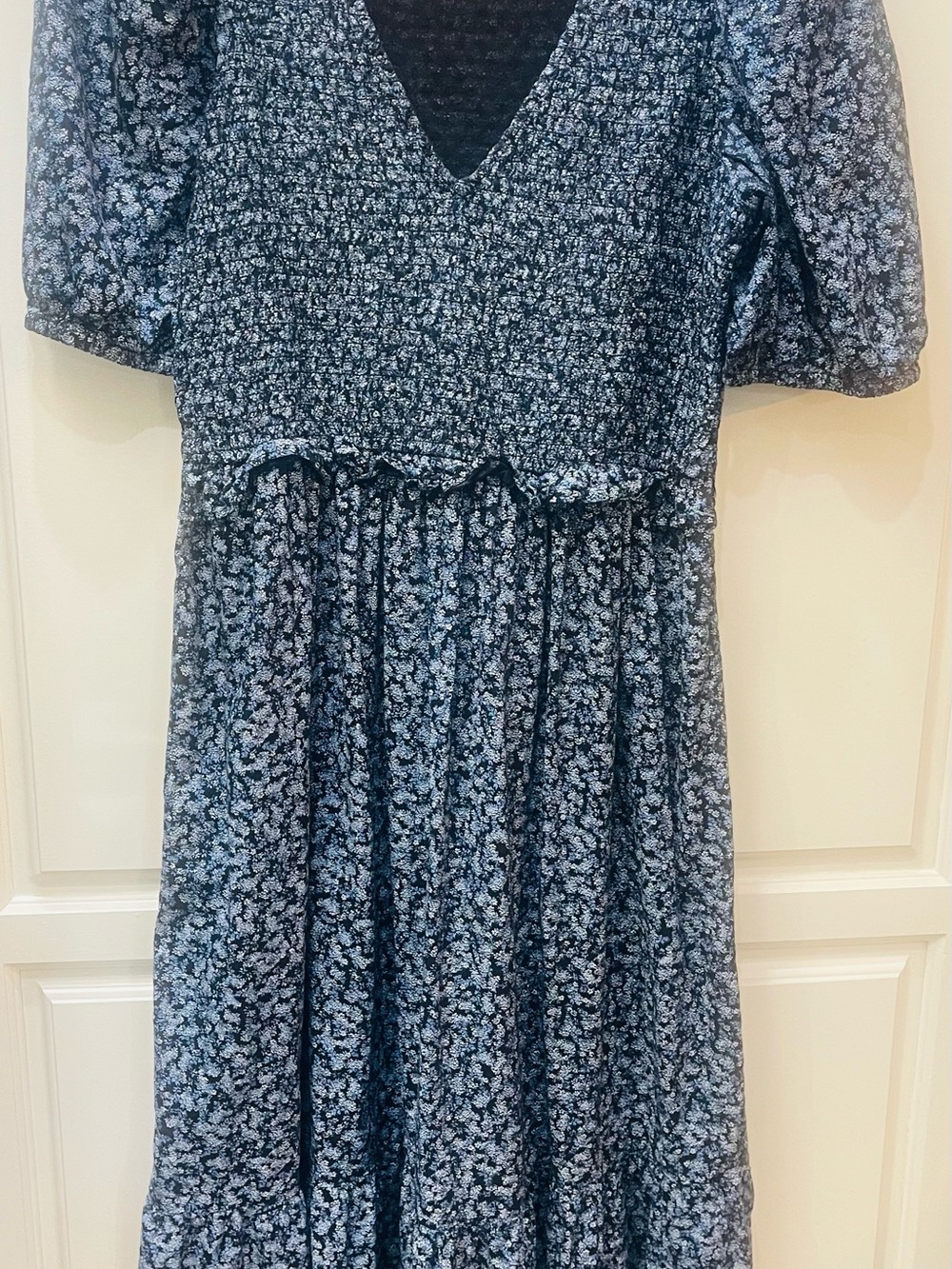 Universal Thread Navy Blue Ditsy Floral Smocked Midi Dress Puff Sleeve Size XS